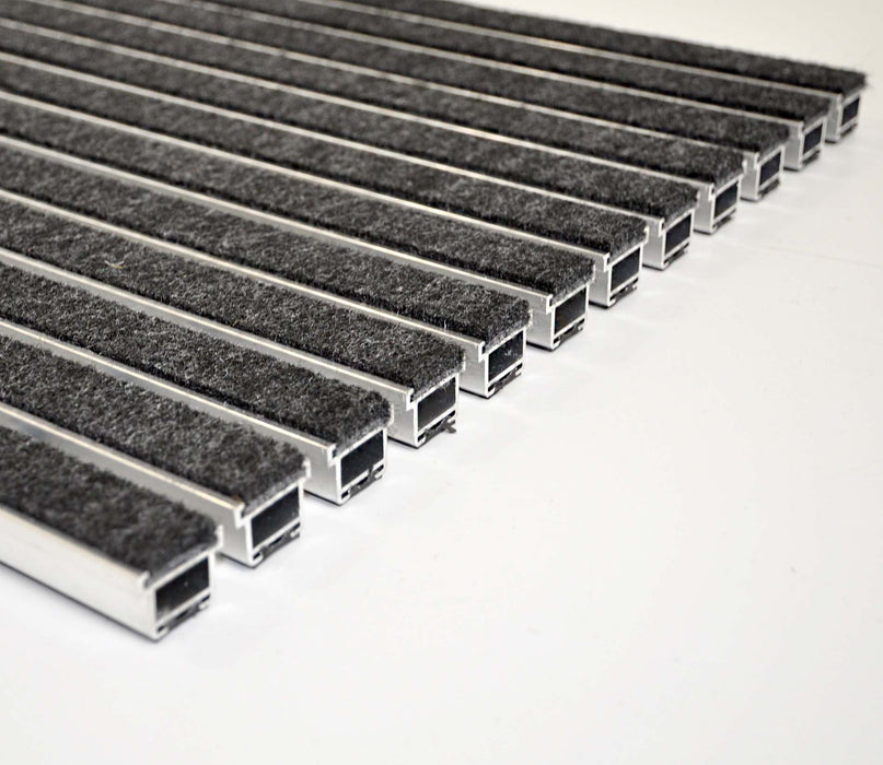 Beckland Aluminium Fußmatte, Eingangsmatte mit Nadelfilz in anthrazit